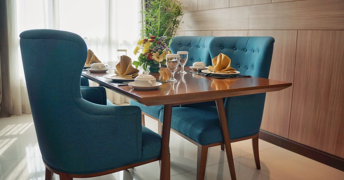 Mid-Century Modern Stilde Yemek Odası: Adım Adım Düzenle, Zamansız Şıklığı Yakalayın